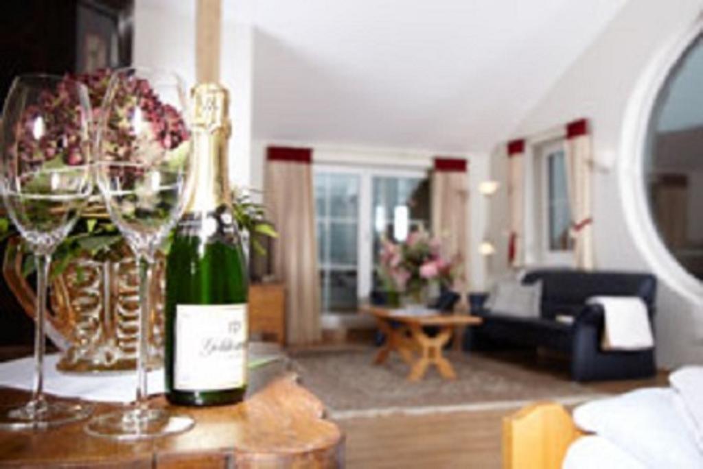 Hotel Restaurant Cafe Rapp Königsfeld im Schwarzwald Kültér fotó